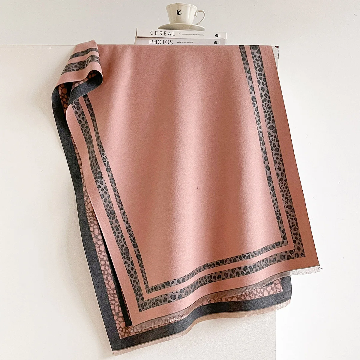 ผ้าคลุมไหล่ผืนใหญ่สำหรับฤดูหนา - Cashmere Scarf บทวิจารณ์และราคา