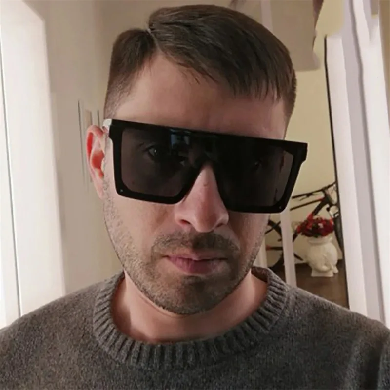 แว่นกันแดดแบรนด์ดีไซน์สี่เหลี่ - Designer Sunglasses บทวิจารณ์และราคา