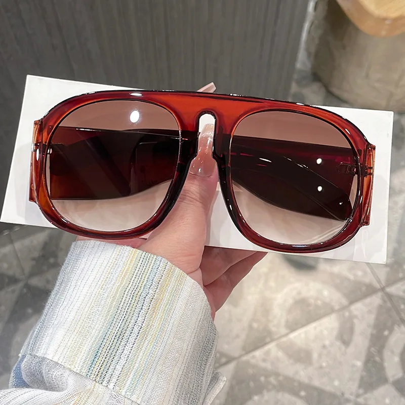 แว่นกันแดดดีไซเนอร์แบรนด์หรูสไ - Designer Sunglasses บทวิจารณ์และราคา