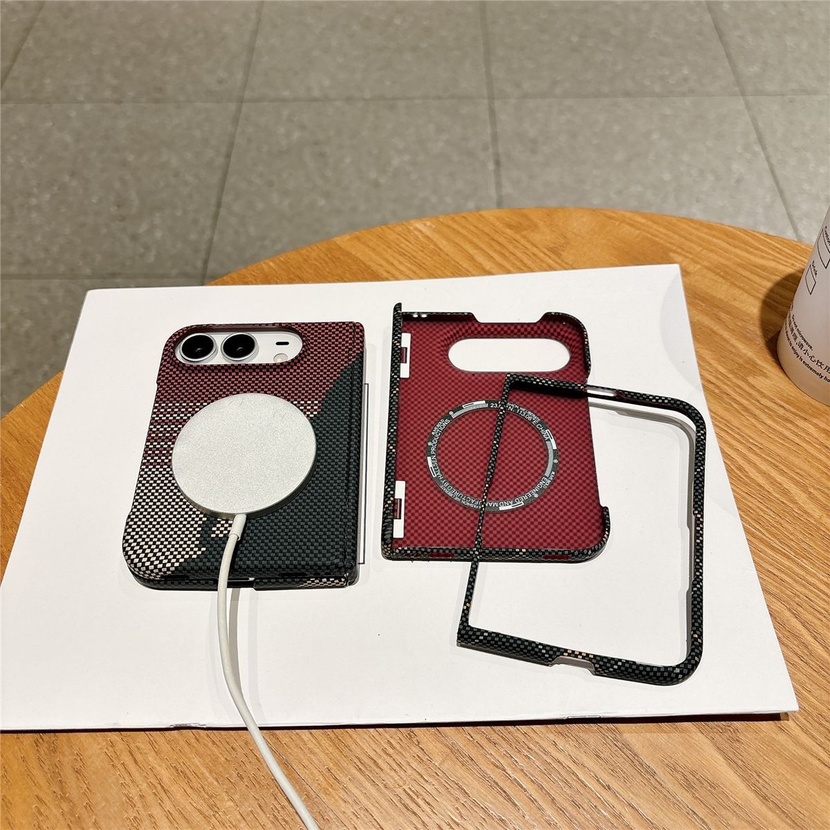 เคสแม่เหล็กสำหรับ iPhone Duo ล - Premium Cigar Case บทวิจารณ์และราคา