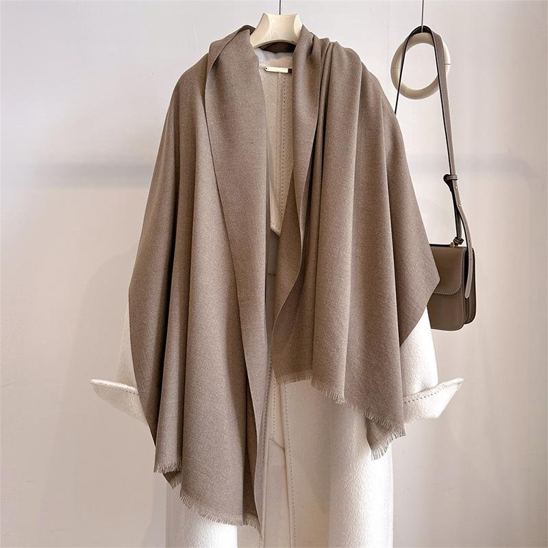 ผ้าพันคอแคชเมียร์ฤดูหนาวสุดหรู - Cashmere Scarf บทวิจารณ์และราคา