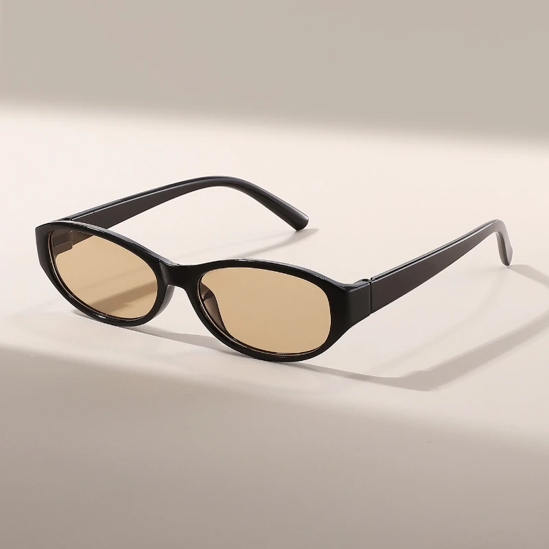 แว่นกันแดดทรงรีสไตล์เรโทรวินเท - Designer Sunglasses บทวิจารณ์และราคา